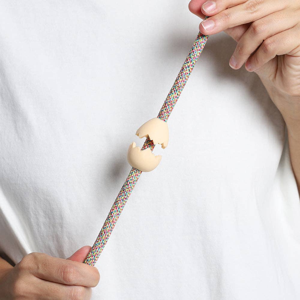 Zee.Pinz Egg - Holivier