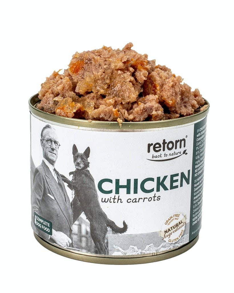 Can of Retrom pet food with chicken and carrots on a white background
